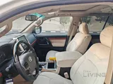 Toyota Land Cruiser - GXR V8
